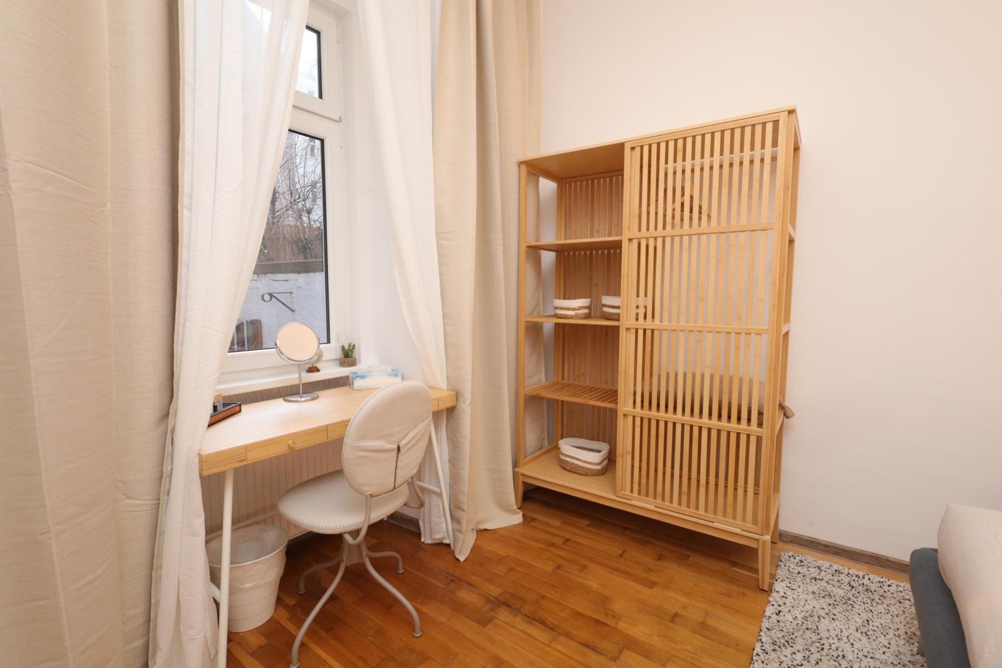Ruby Holiday Home With Patio Відень Екстер'єр фото